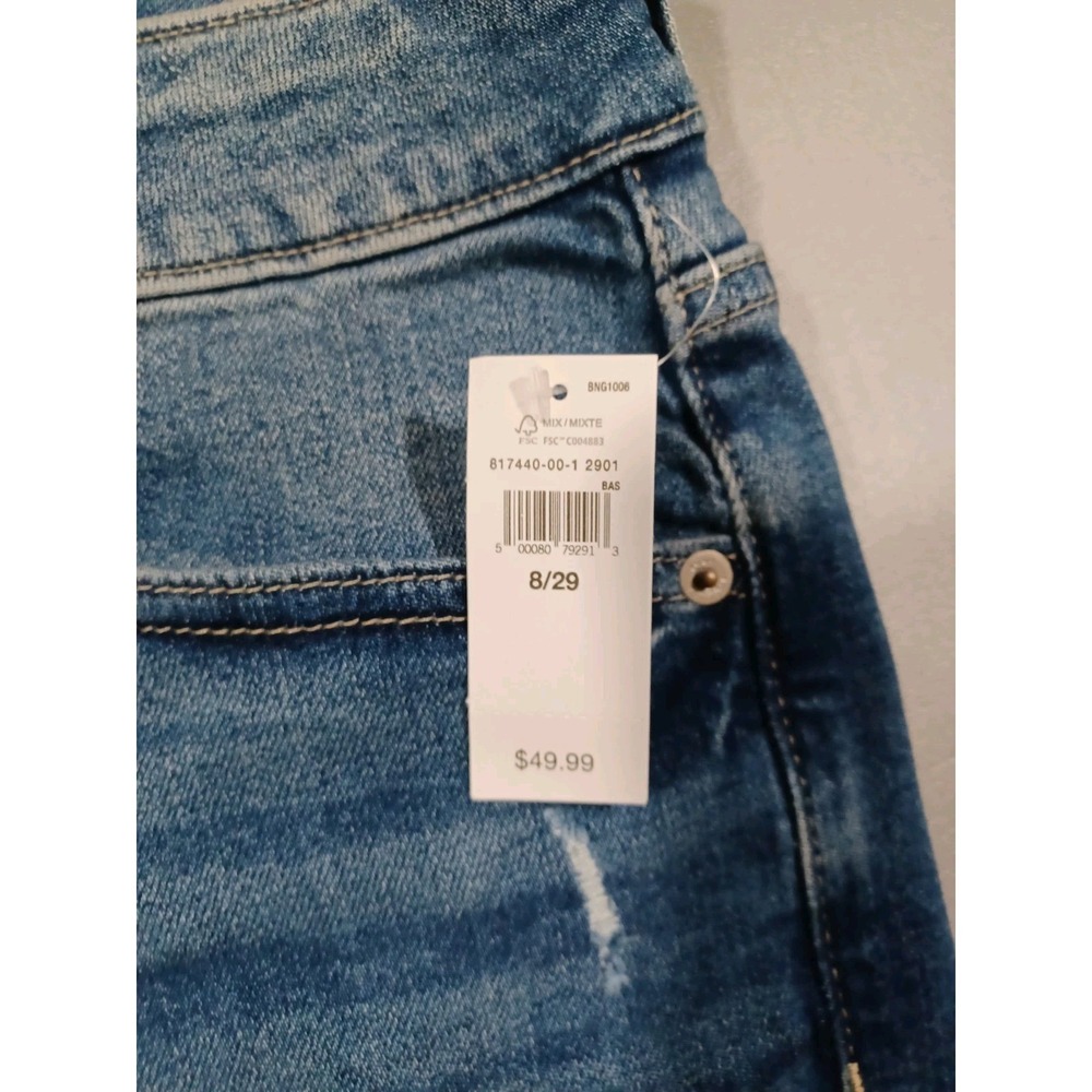 Gap Shorts Womens 8 / 29 Denim 5 Inch Inseam Destruction NWT - Picture 2 of 4